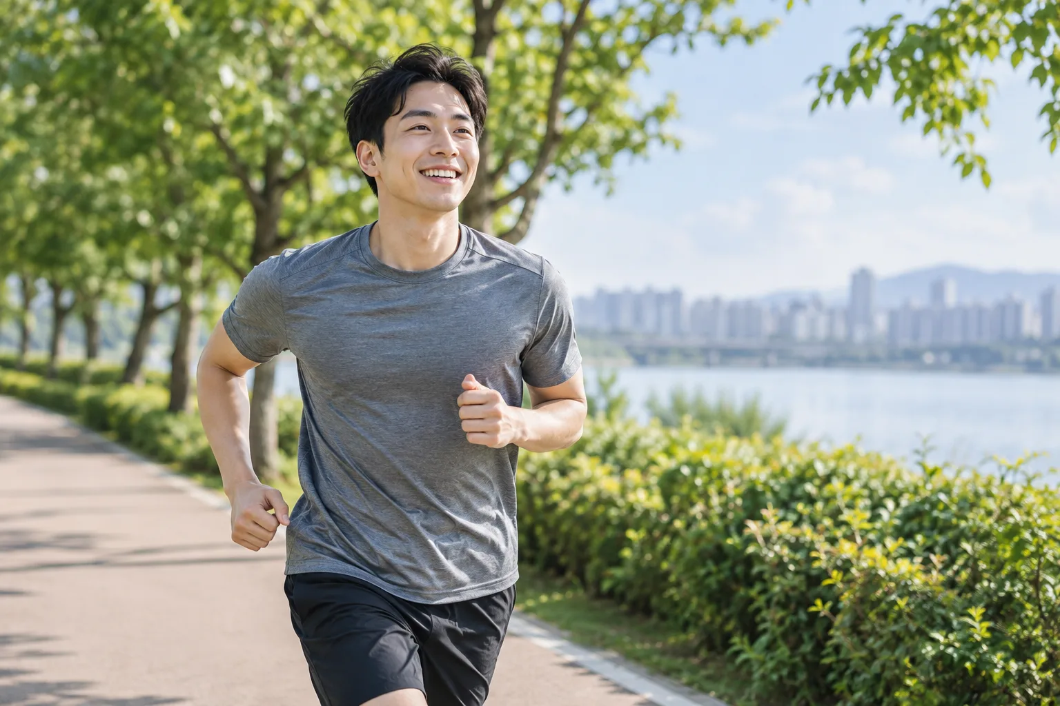 회복 후 건강하게 운동하는 모습
